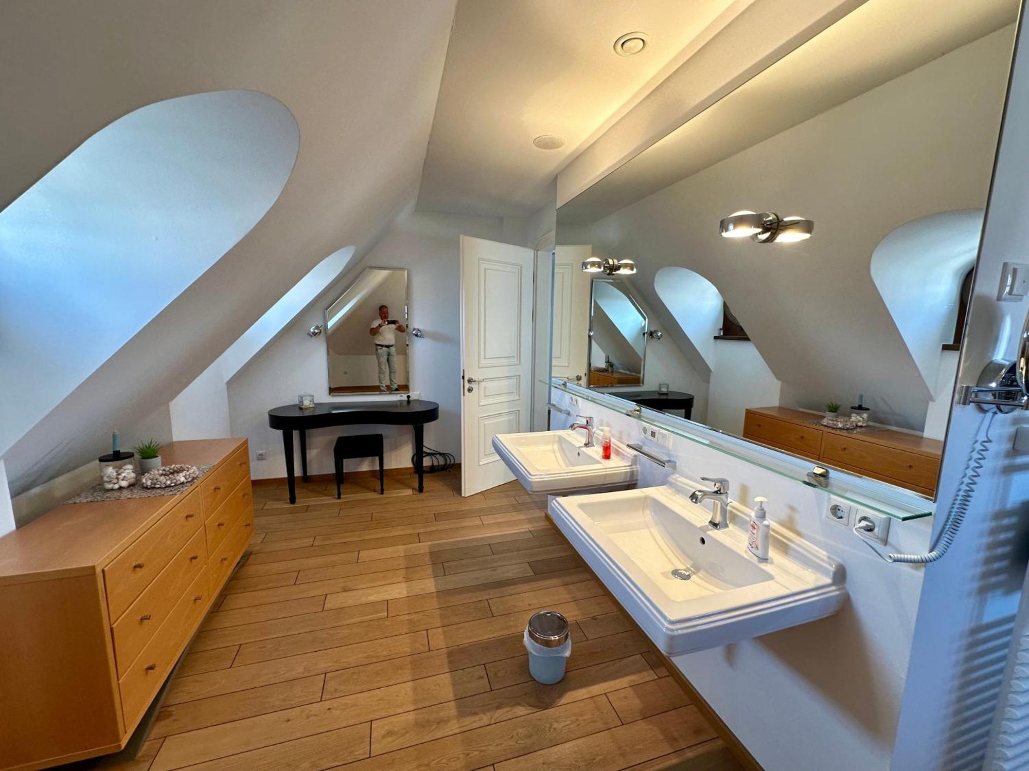 Luxus Suite Mit Einmaligem Blick Auf Die Frauenkirche Дрезден Екстер'єр фото
