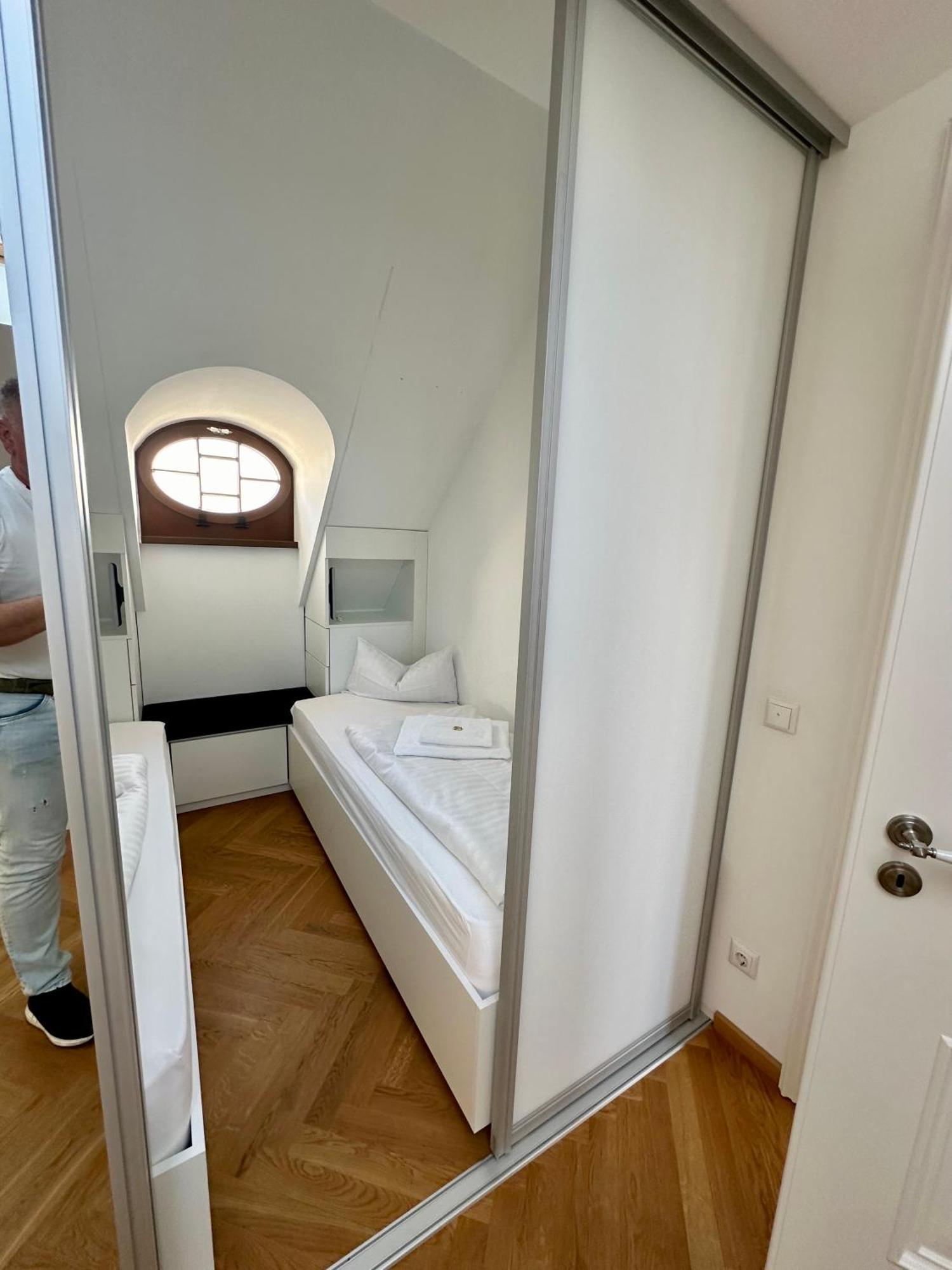Luxus Suite Mit Einmaligem Blick Auf Die Frauenkirche Дрезден Екстер'єр фото