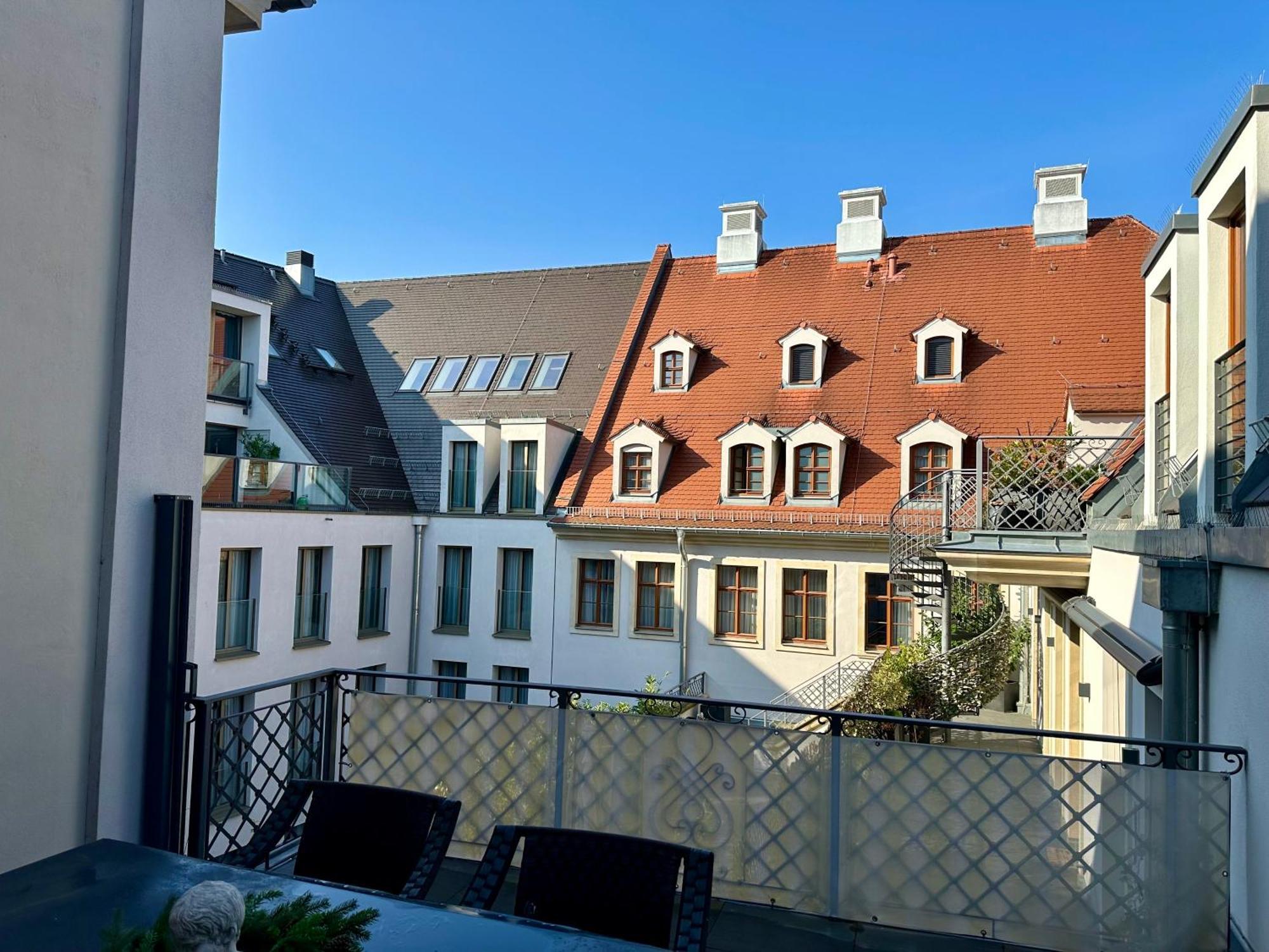 Luxus Suite Mit Einmaligem Blick Auf Die Frauenkirche Дрезден Екстер'єр фото